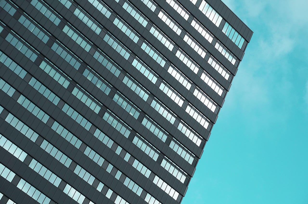 富士康巨资投资郑州，建设新大楼——10亿投资引领产业升级