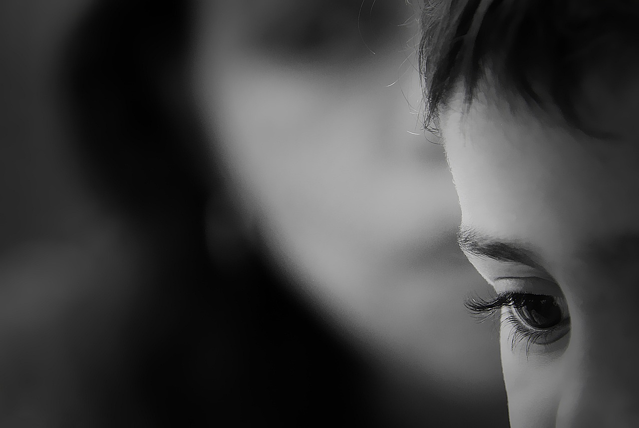 代拍与明星的微妙关系,赵露思遭遇怼脸代拍事件 代拍与明星的微妙关系,赵露思遭遇怼脸代拍事件