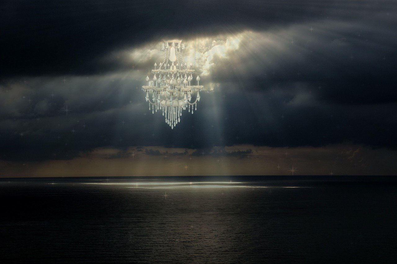 实拍北京暴雨,乌云密布,一瞬入夜的壮丽与挑战 实拍北京暴雨,乌云密布,一瞬入夜的壮丽与挑战