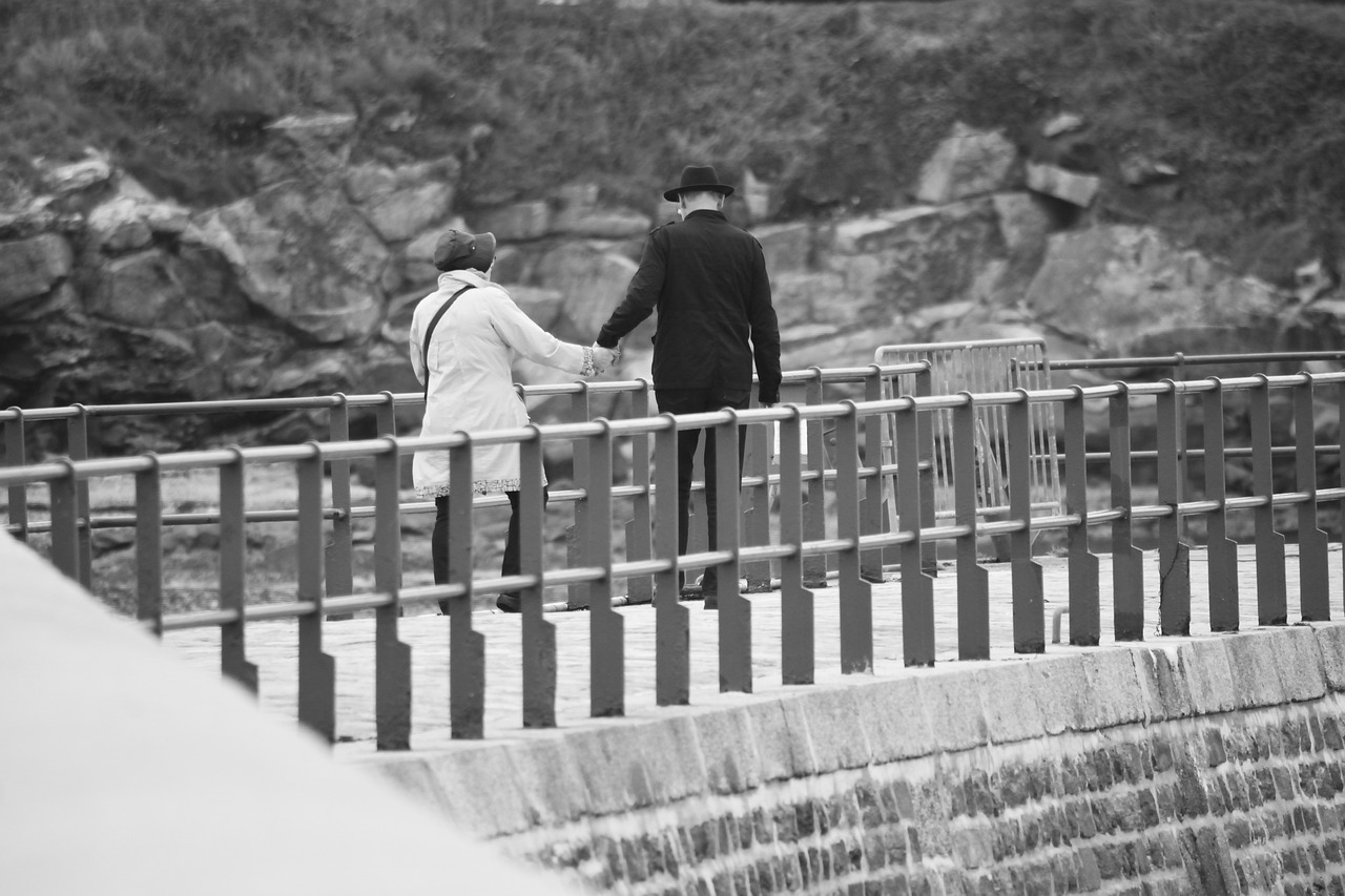 假僧人诱奸14名女性，罪恶行径终获无期徒刑