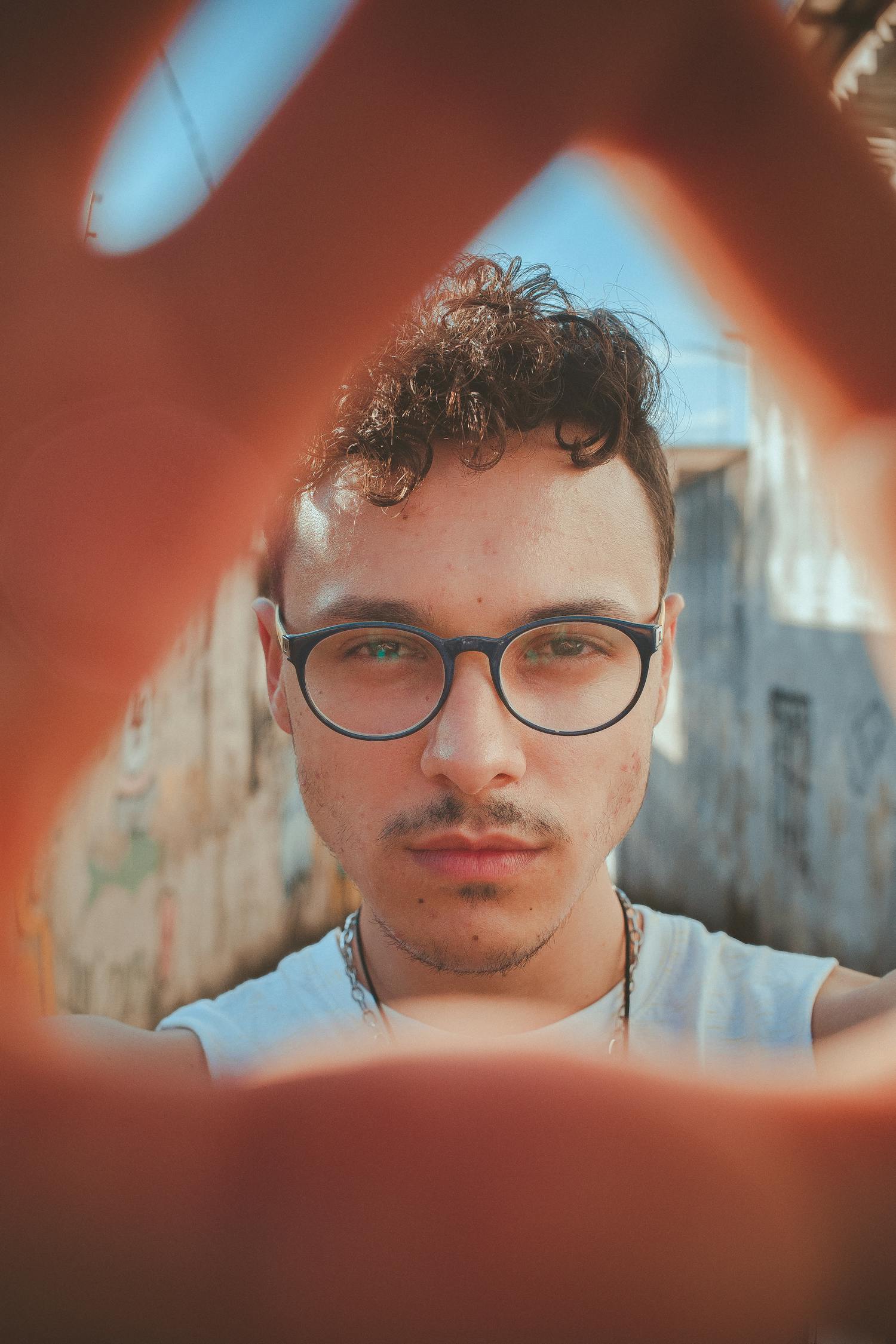 刘雨辰与黄雅琼,幸福时刻的婚纱照揭秘 刘雨辰与黄雅琼,幸福时刻的婚纱照揭秘