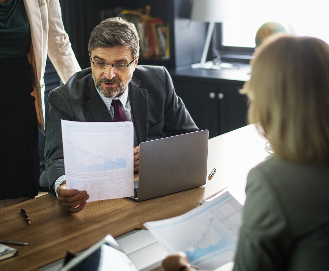 国家林草局回应副处长死因争议,真相与责任 国家林草局回应副处长死因争议,真相与责任