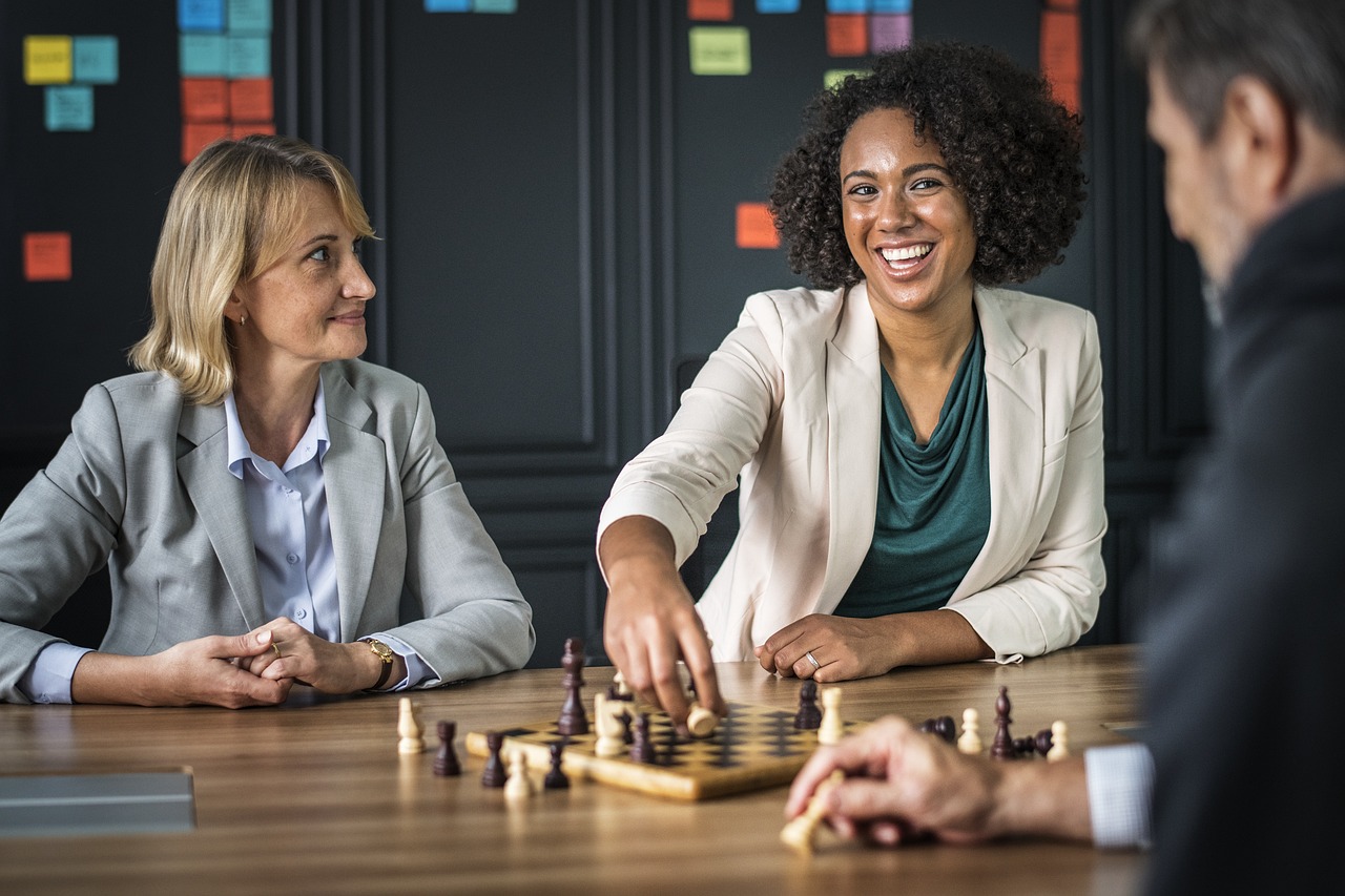 张家辉回应与张学友的深厚关系