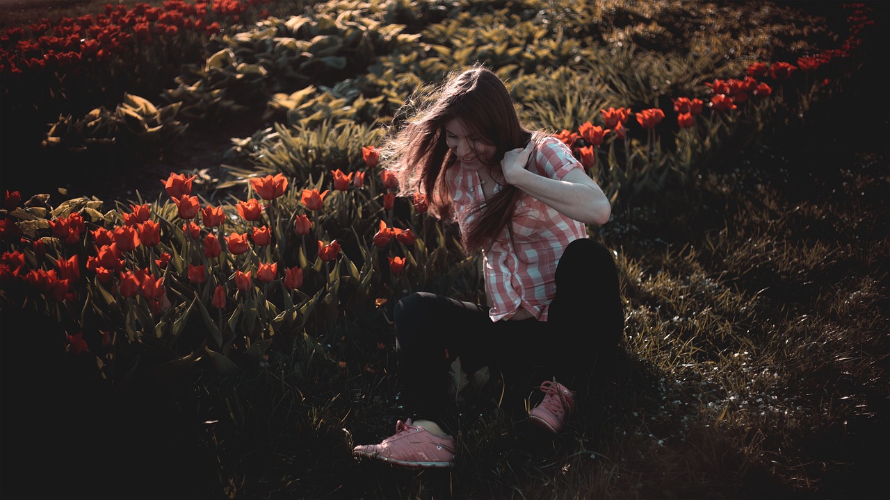 两岁女童失踪七小时，深山寻回奇迹生还