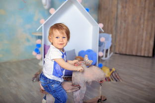 二年级女生养蜗牛,五个月内繁衍出380只宝宝 二年级女生养蜗牛,五个月内繁衍出380只宝宝