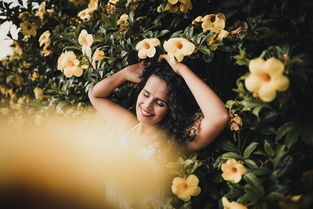 佟丽娅双演,月神之双面魅力 佟丽娅双演,月神之双面魅力