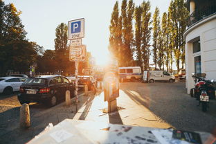 女子车后10米远摔倒,车主被判次责——一场意外引发的责任探讨 女子车后10米远摔倒,车主被判次责——一场意外引发的责任探讨