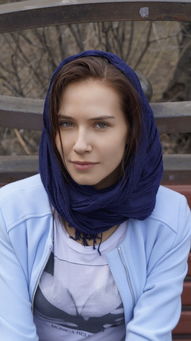 闫妮抱孩子与蒋欣对戏，笑中见慈，戏里戏外皆温情