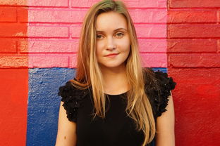 欣赏娜塔莎的美丽与技巧