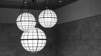 红外线加热灯在家庭装潢中的应用与选择