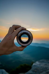 中方对美反制9连发，一场智慧与力量的博弈