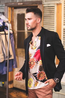 歌手连麻被曝出轨，公众人物的责任与道德考量