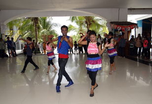 乡镇书记镇长跳魔性舞蹈火了，基层治理的新风尚与公共形象塑造