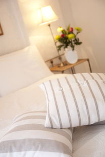 卧室飘窗效果图：家装美图集锦