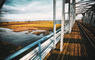 航拍广州大桥恢复通行，水马被搬开