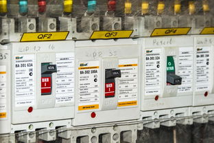 当断电来临时，断电延时继电器如何守护你和你的设备？