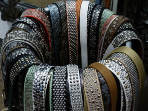 腰带蝴蝶结系法图解，打造精致时尚腰带