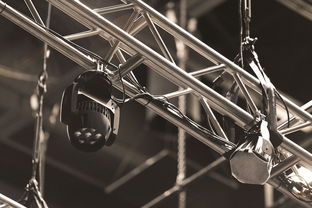 新时代装潢达人为您推荐三脚架品牌